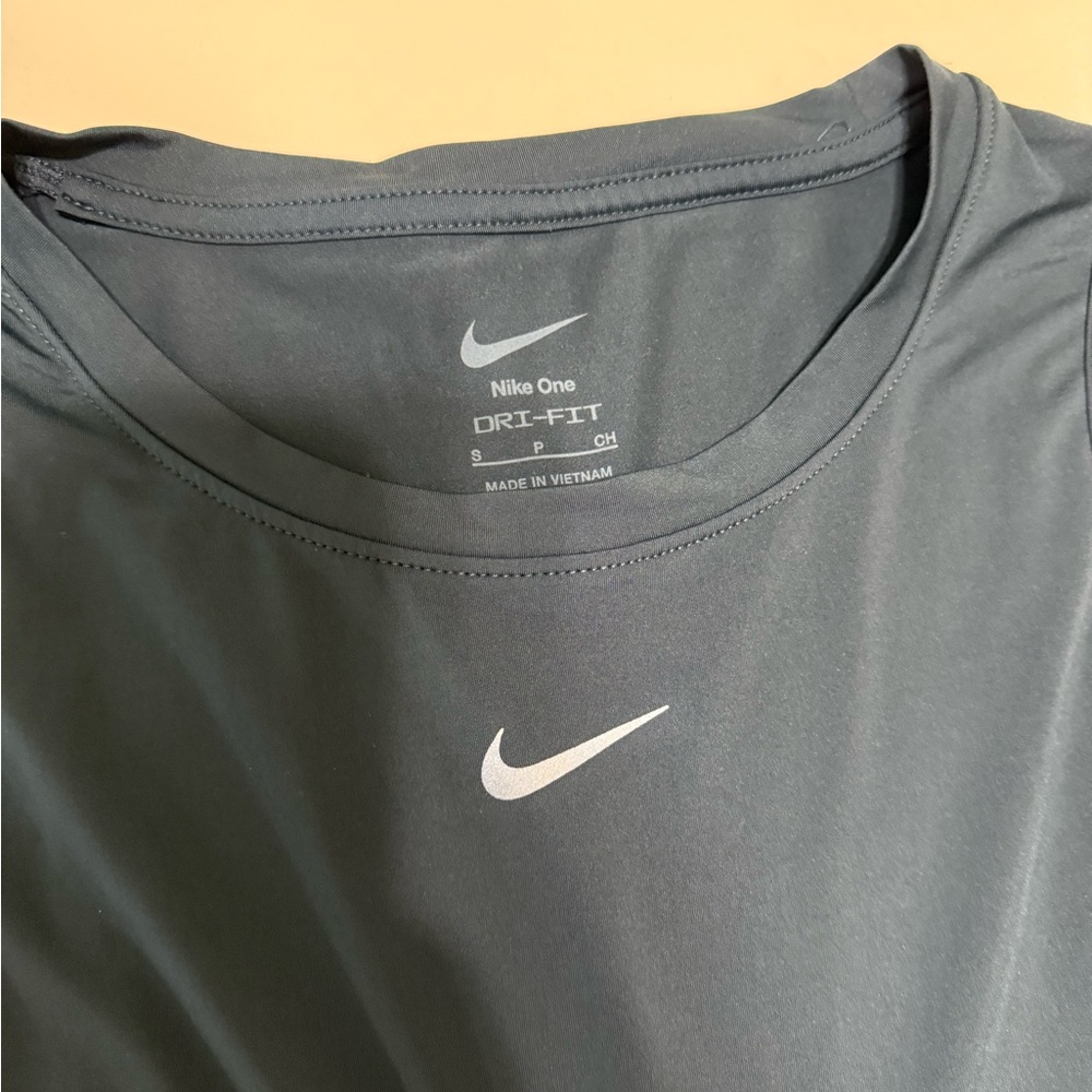 Nike Women's Deep Blue Muscle Tee - Picture 2 of 4